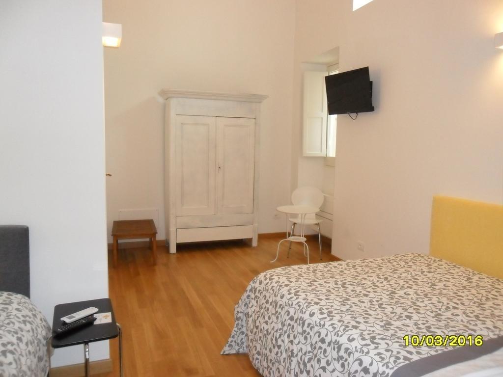 לצ'ה B&B La Casa Gialla מראה חיצוני תמונה